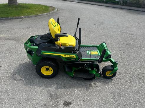 John Deere Z-Trac Z 320R 682233990826960874465 © GM Bilder