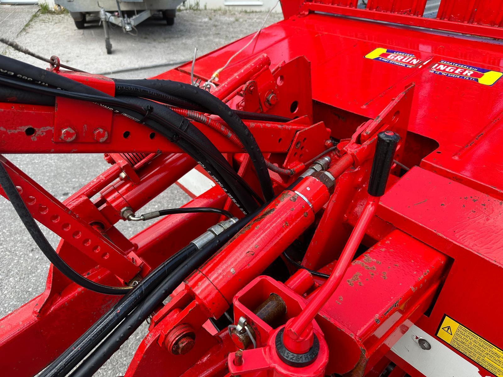PÃ¶ttinger Boss II 68224872144600810 © GM Bilder