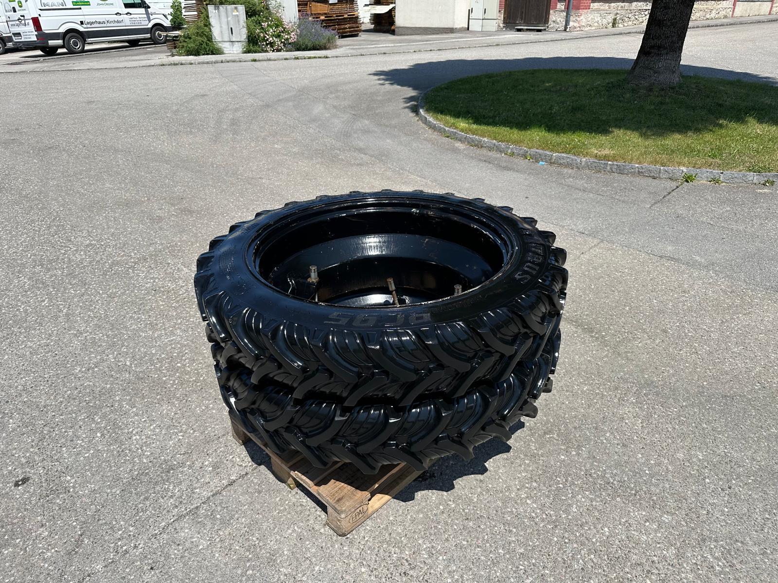 Taurus Zwillingsräder 270/95R42 68404435849836420 © GM Bilder