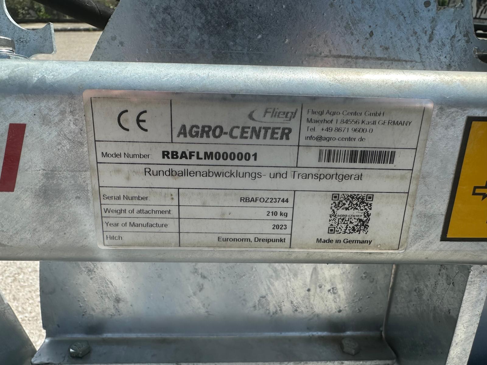 Fliegl Rundballenabwickler / Ballenabroller 68515735064894791211 © GM Bilder