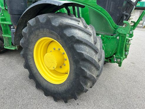 John Deere 6155R 6858088824952911 © GM Bilder