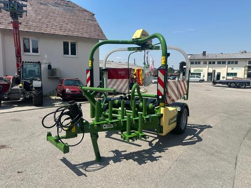 Krone Easy Wrap 165 T Wickelmaschine 686645992543578571 © GM Bilder