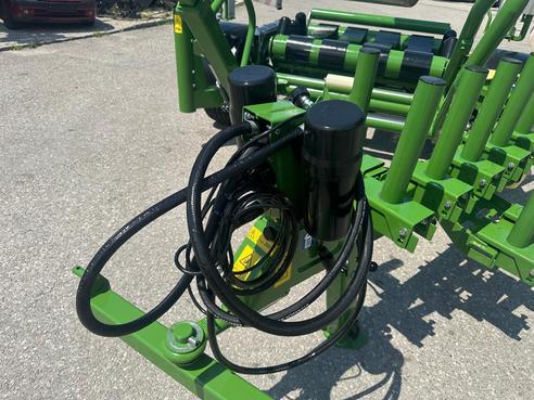 Krone Easy Wrap 165 T Wickelmaschine 686645992543578578 © GM Bilder