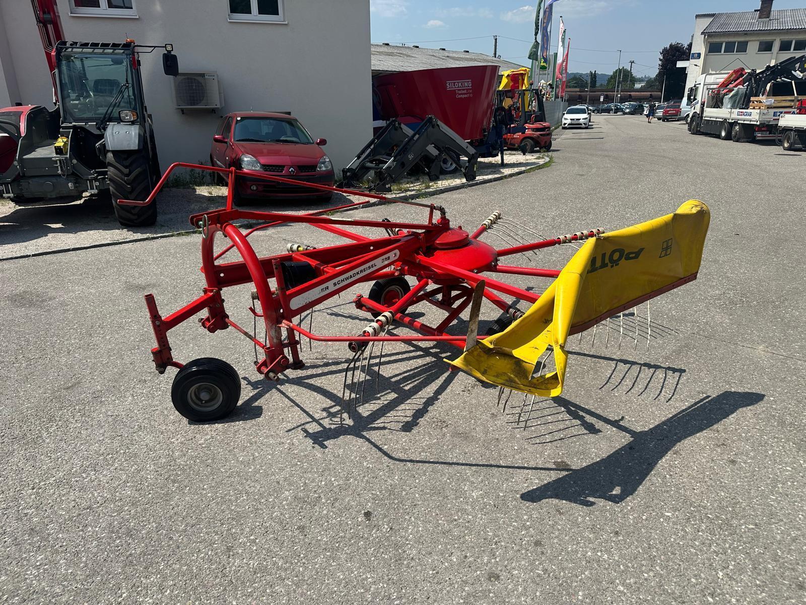 PÃ¶ttinger TOP 322 68667725946855951051 © GM Bilder