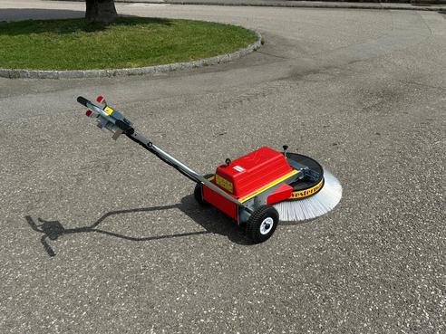 WESTERMANN Radialbesen WR 870 687533519002881697592 © GM Bilder