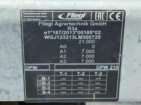 Fliegl DPW 210 Ballentransporter  689088225665290512 © GM Bilder