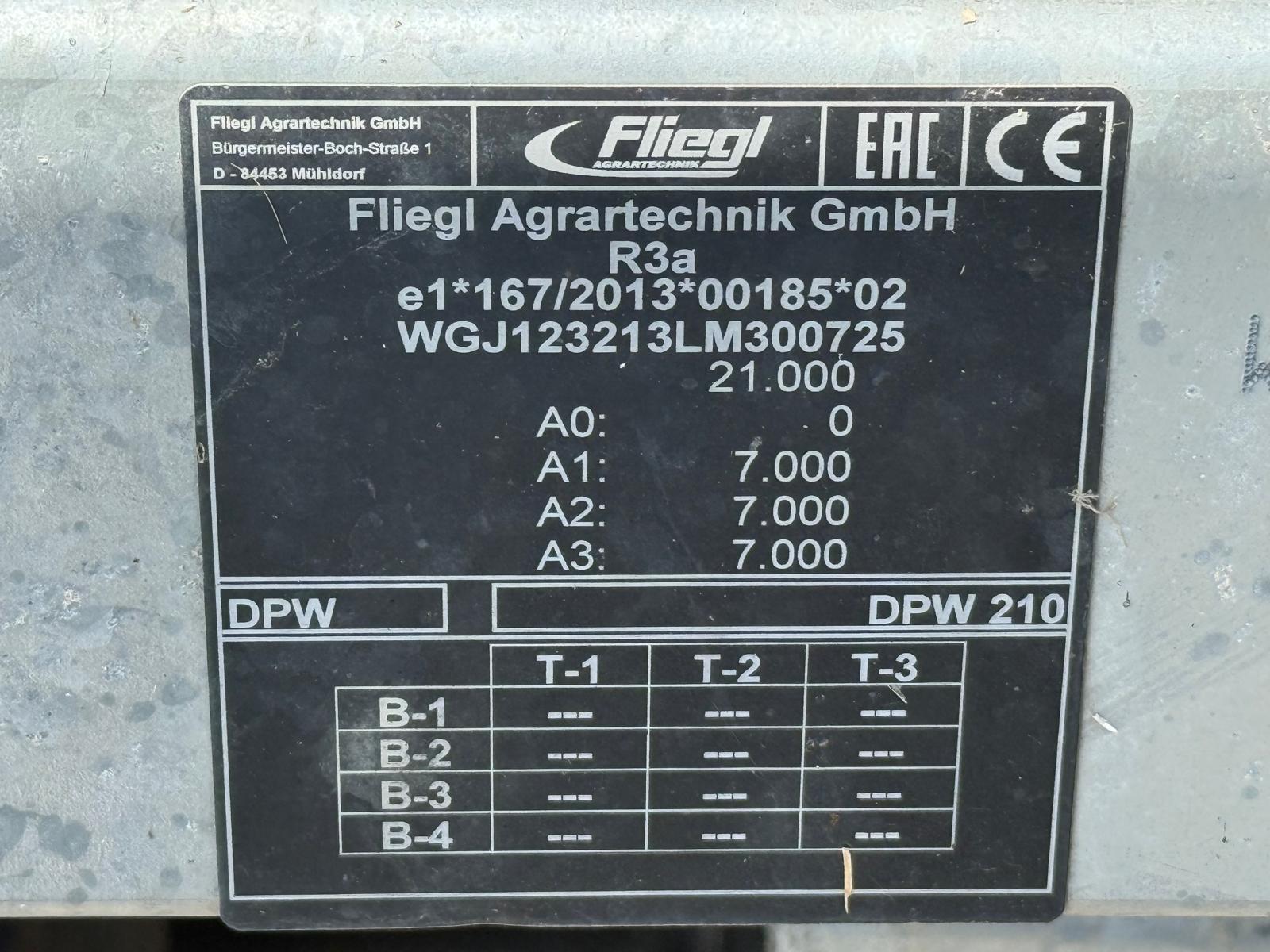 Fliegl DPW 210 Ballentransporter  689088225665290512 © GM Bilder
