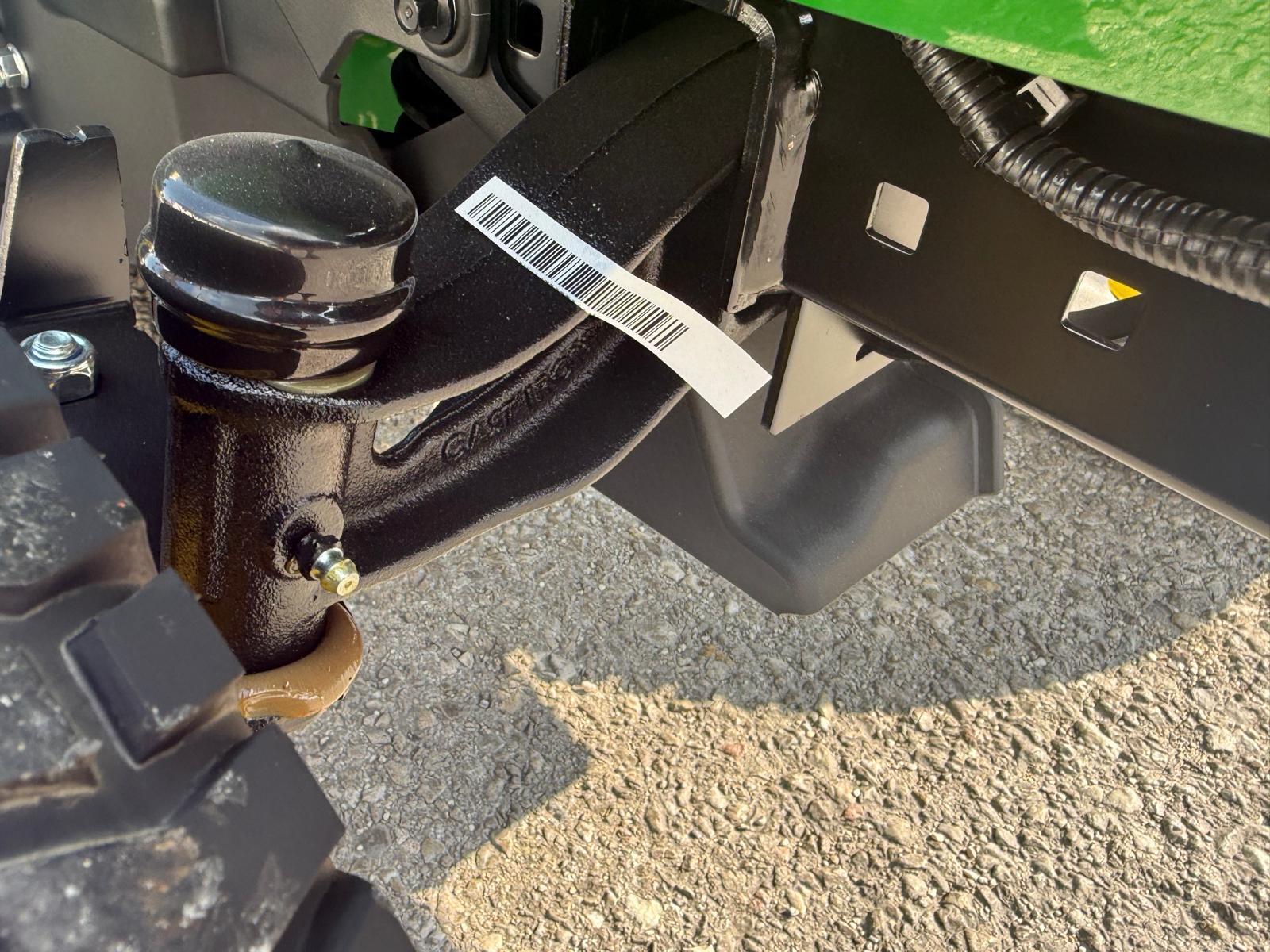 John Deere X147R 68930254286978211 © GM Bilder