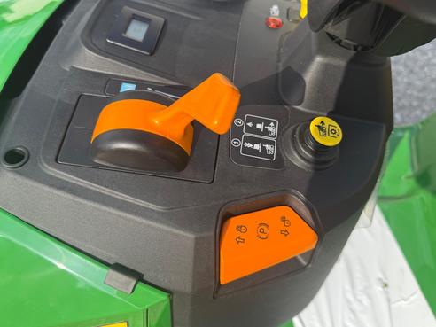 John Deere X147R 68930254286978218 © GM Bilder