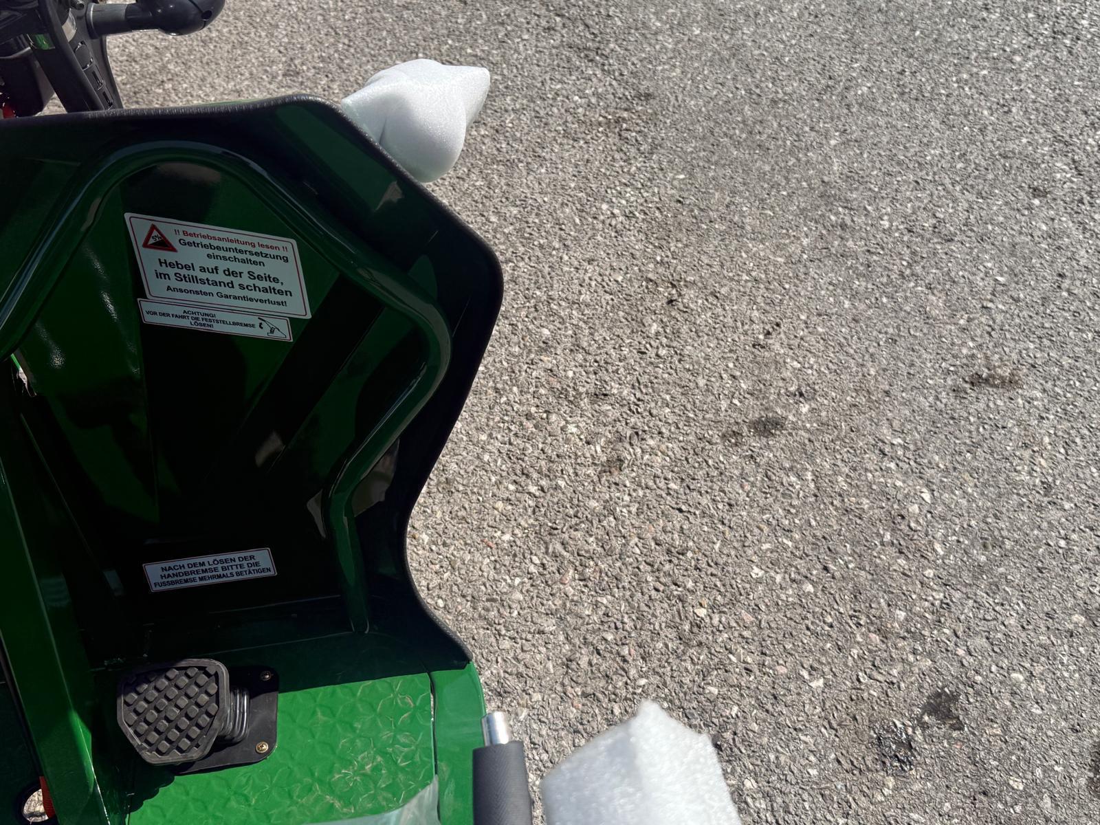 Diverse Graf Carello LDR 25 72 V Grün Geländebereifung 6898310386992574912 © GM Bilder