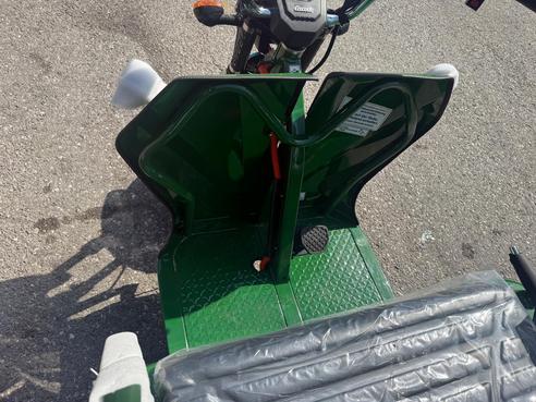 Diverse Graf Carello LDR 25 72 V Grün Geländebereifung 6898310386992574914 © GM Bilder