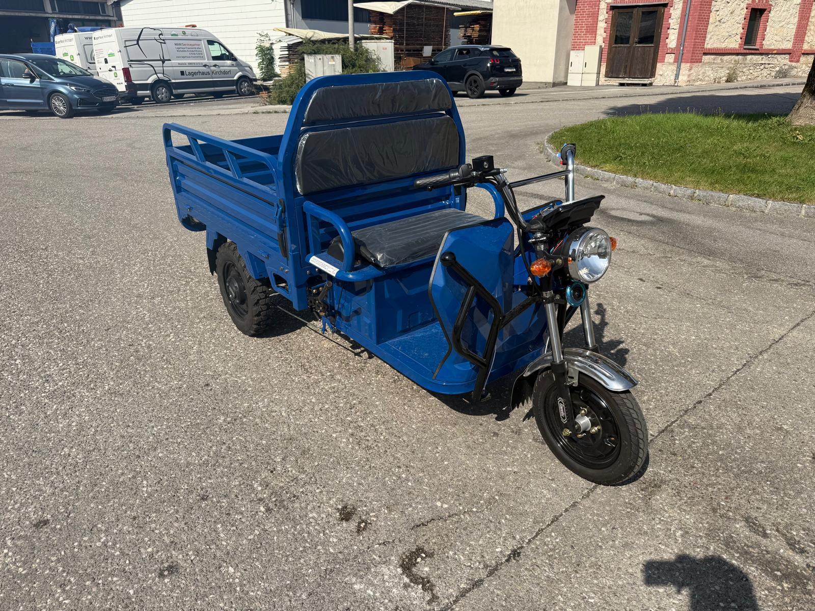 Diverse Graf Carello LDR 25 72 V Blau Geländebereifung 689903508122610 © GM Bilder