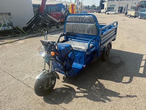 Diverse Graf Carello LDR 25 72 V Blau Geländebereifung 689903508122611 © GM Bilder