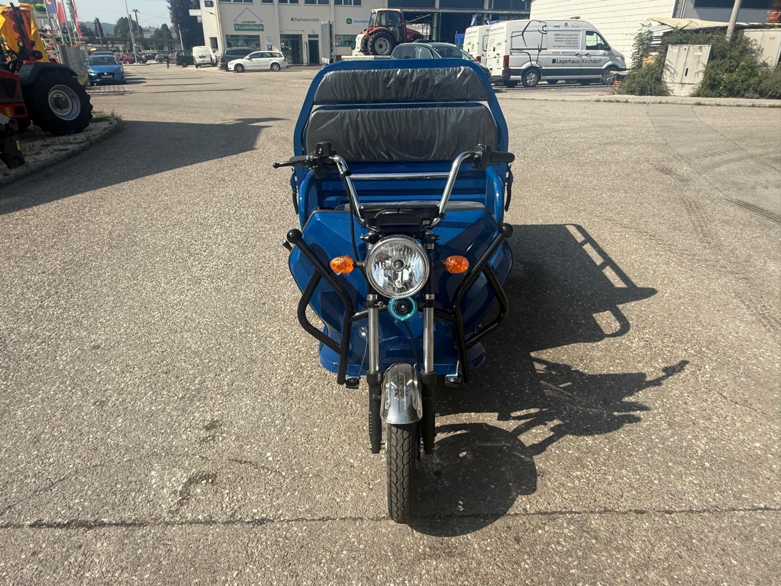 Diverse Graf Carello LDR 25 72 V Blau Geländebereifung 6899035081226112 © GM Bilder