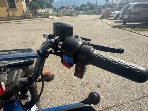 Diverse Graf Carello LDR 25 72 V Blau Geländebereifung 6899035081226113 © GM Bilder