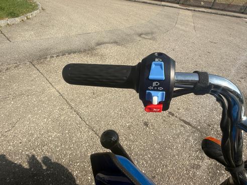 Diverse Graf Carello LDR 25 72 V Blau Geländebereifung 689903508122618 © GM Bilder