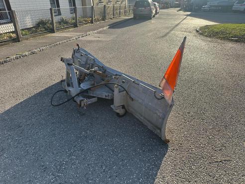 Fliegl Schneeschild/Schneepflug 6899876989302299372 © GM Bilder