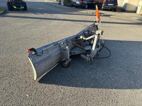 Fliegl Schneeschild/Schneepflug 6899876989302299373 © GM Bilder
