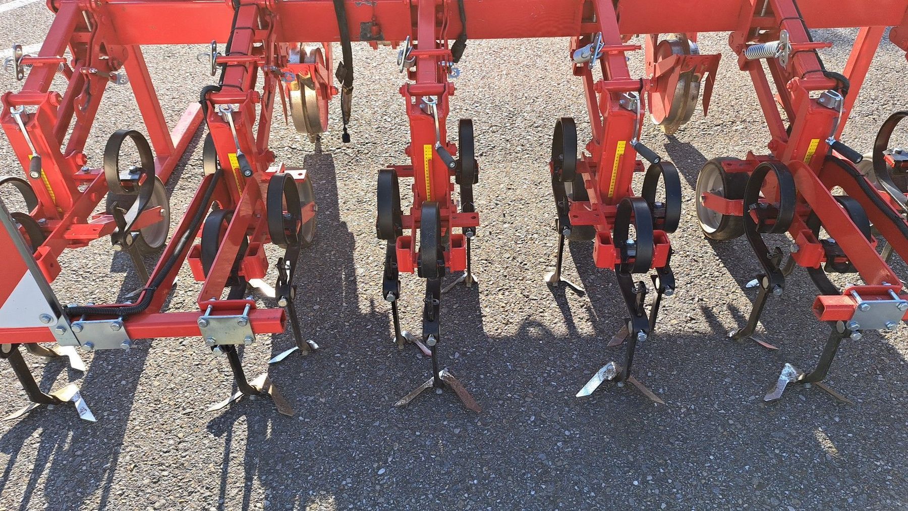 EinbÃ¶ck Hackgerät CHOPSTAR 5-90 EMS 6 Reihig + ROW-GUARD 500 65545446760985 © GM Bilder