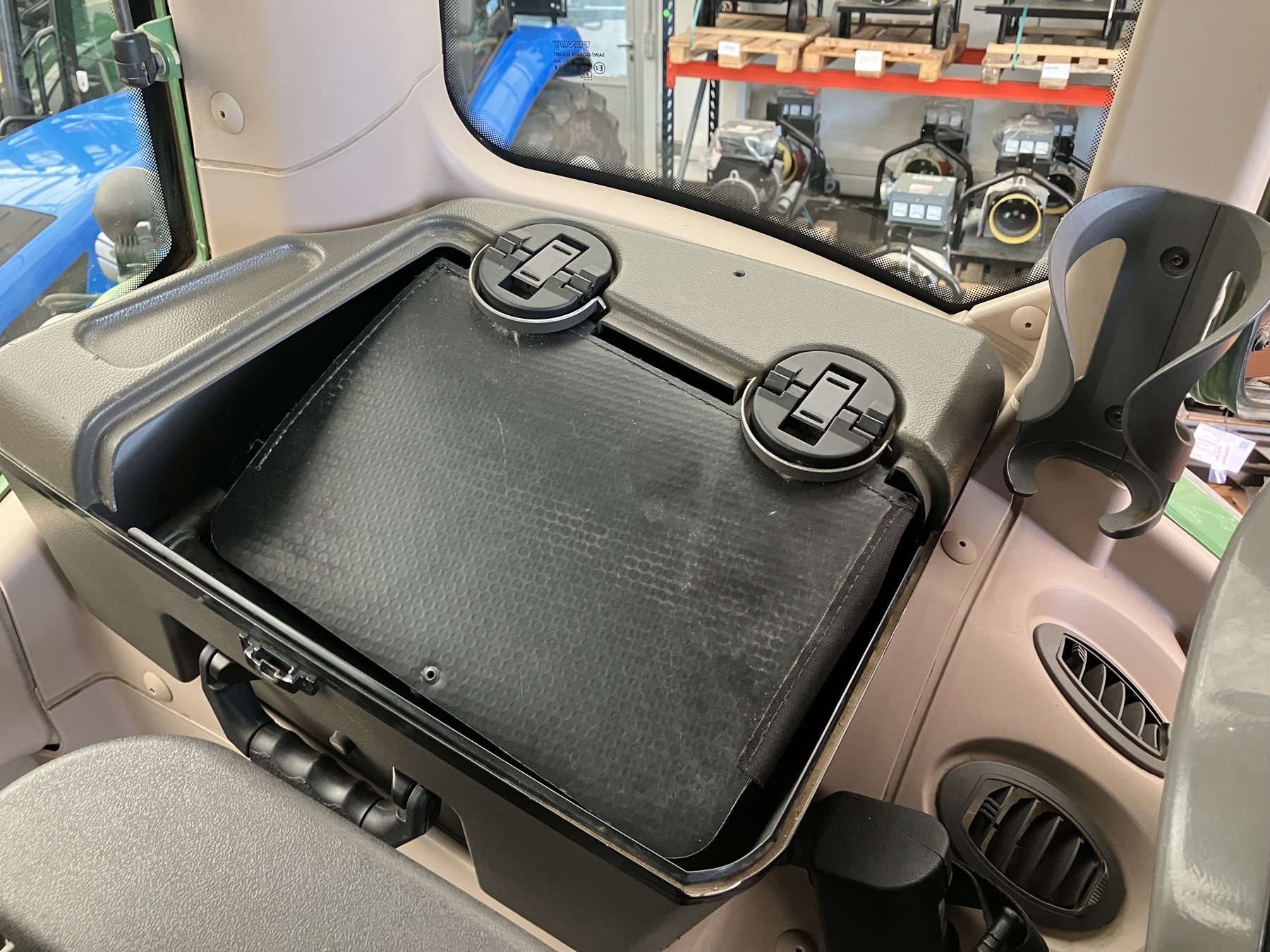 Fendt 822 Vario 66483006577863407394 © GM Bilder