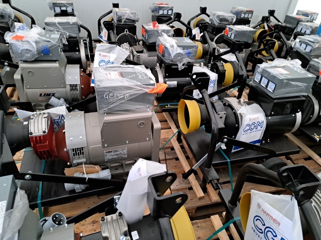 Diverse Hartner 15 T R L - R E Zapfwellengenerator 66559245685091966 © GM Bilder