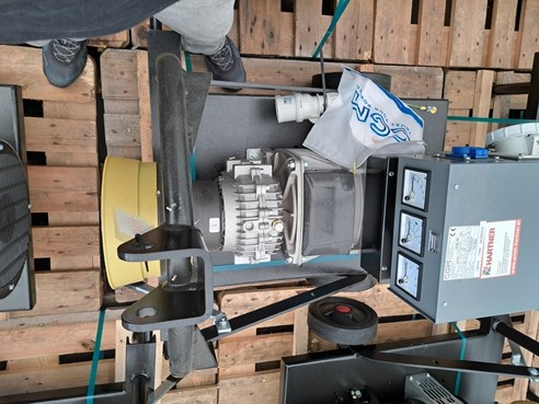 Diverse Hartner 15 T R L - R E Zapfwellengenerator 66559245685091968 © GM Bilder