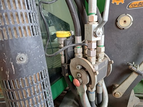 John Deere 6420 66649590394359747517 © GM Bilder