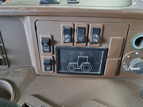 John Deere 6420 66649590394359747534 © GM Bilder