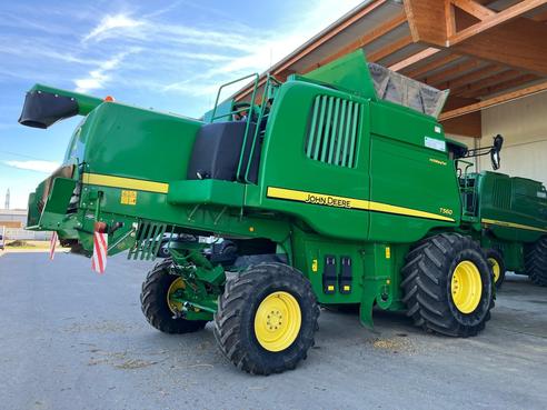John Deere T560HM 66768372732641138 © GM Bilder