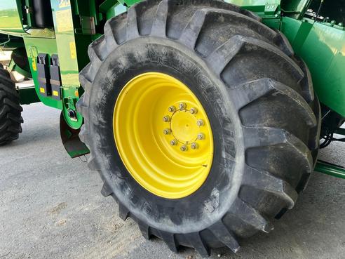John Deere T560HM 66768372732641147 © GM Bilder