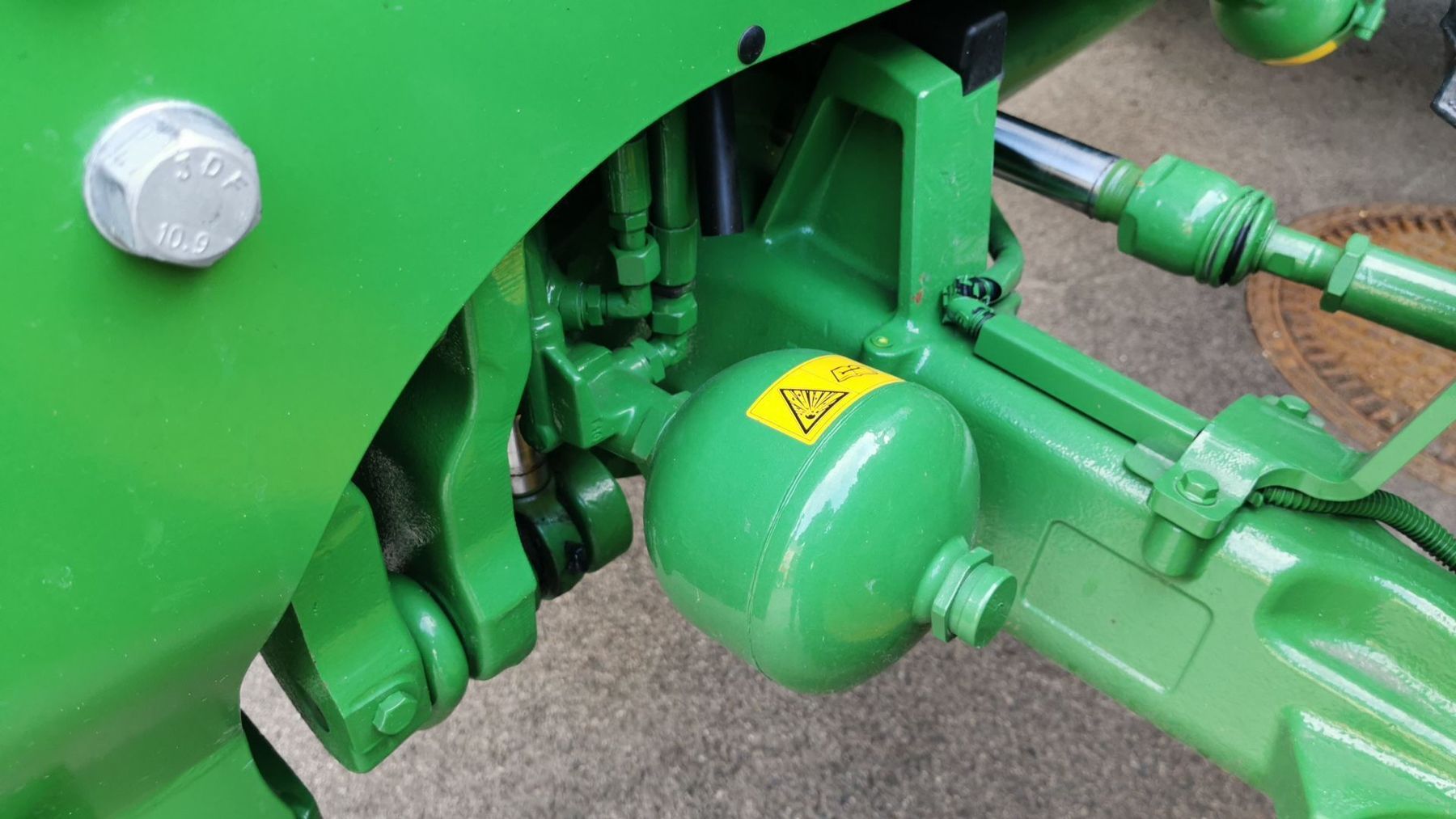 John Deere 6100M 67042638912111 © GM Bilder
