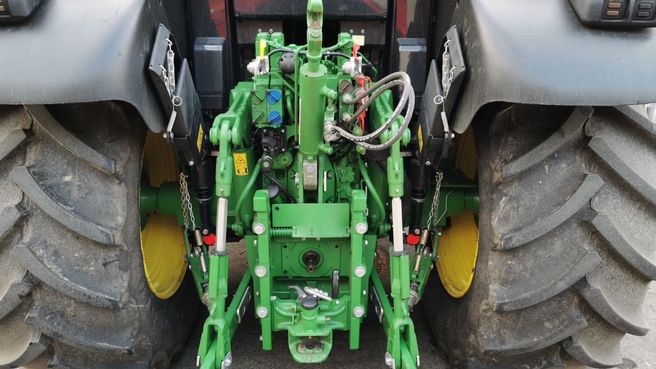 John Deere 6100M 67042638912112 © GM Bilder