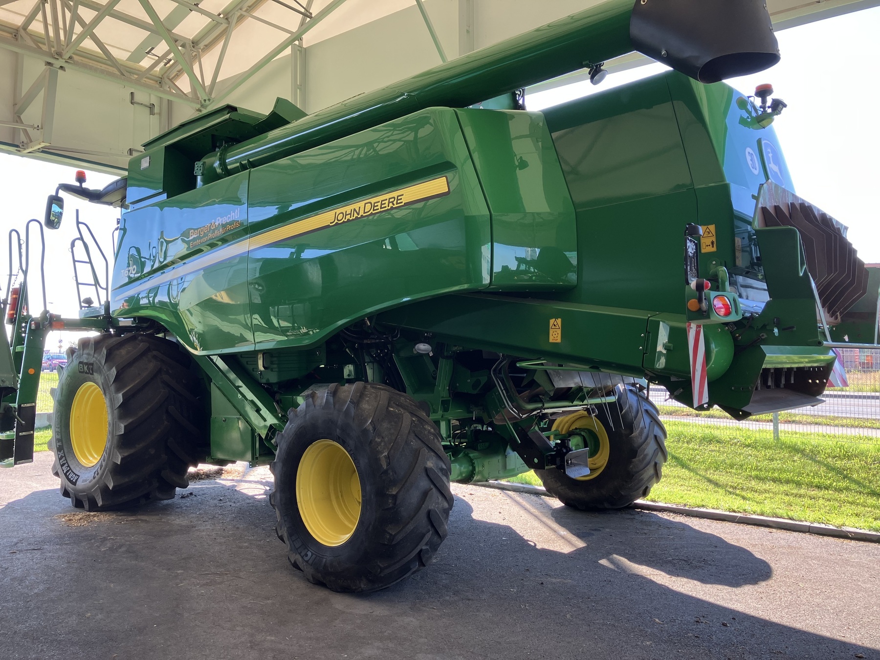 John Deere T670 6708557737617626 © GM Bilder