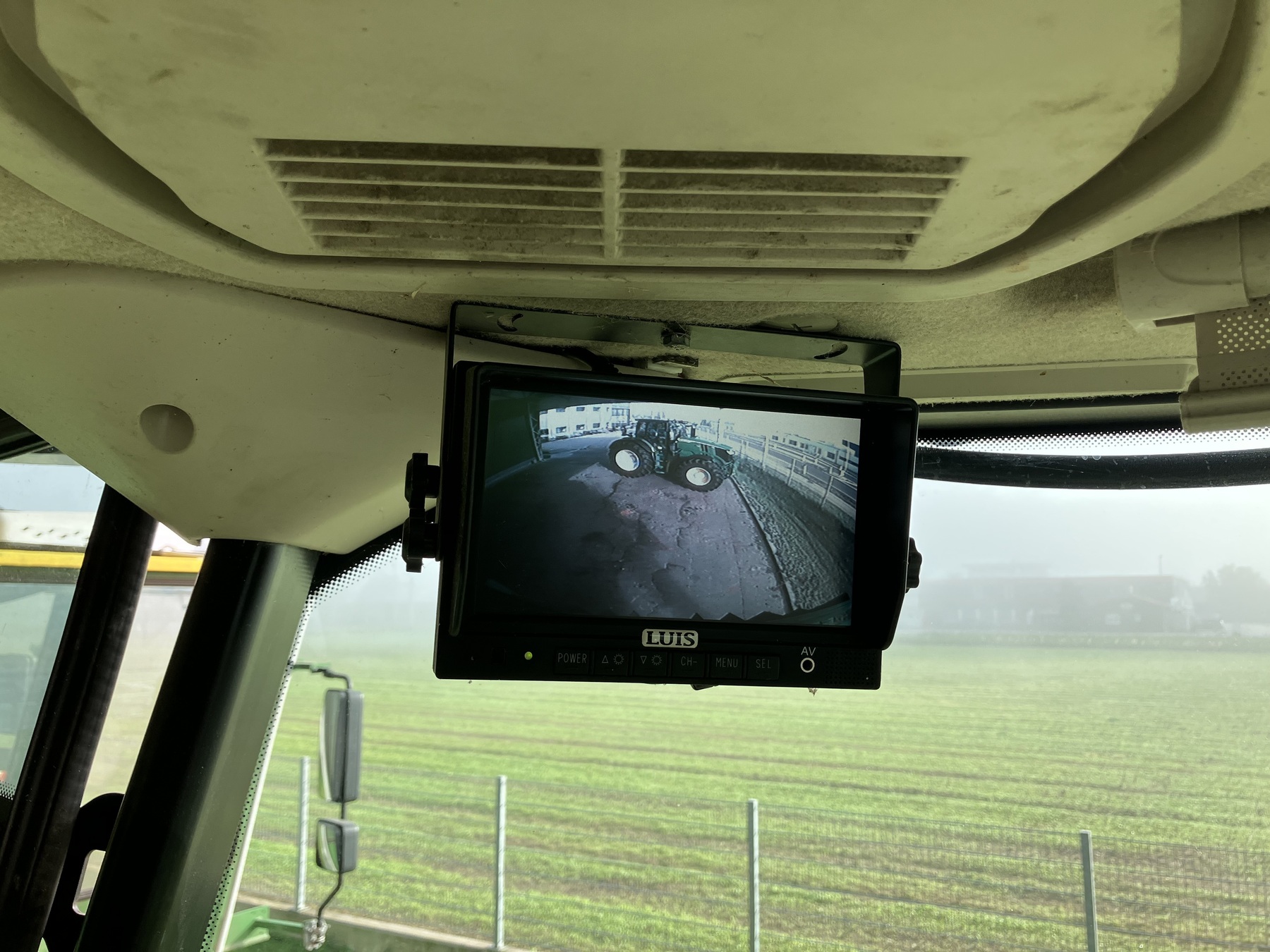 John Deere T670 6708557737617637 © GM Bilder