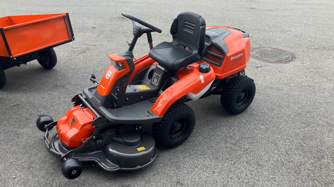 Husqvarna R 216TC AWD 6710330748508580 © GM Bilder
