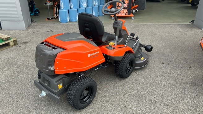 Husqvarna R 216TC AWD 6710330748508582 © GM Bilder