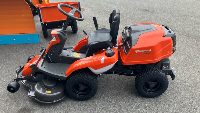 Husqvarna R 216TC AWD 6710330748508587 © GM Bilder