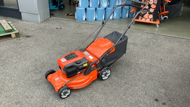Husqvarna LC 247S 67109366919348350 © GM Bilder