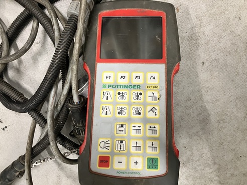 Pöttinger Top 1252 C s-line 6735008257779378392822 © GM Bilder