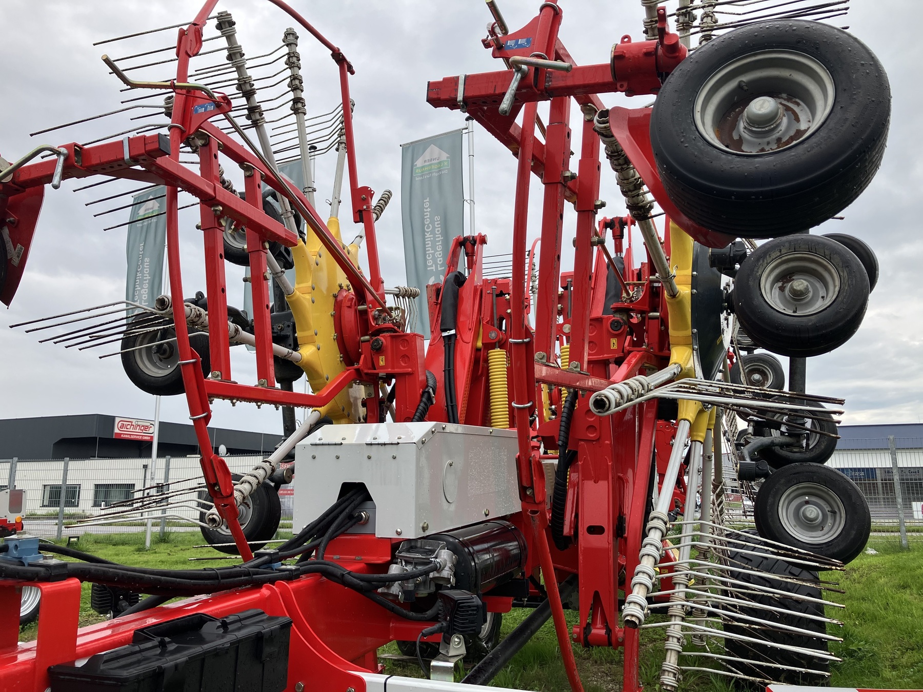 Pöttinger Top 1252 C s-line 6735008257779378392825 © GM Bilder