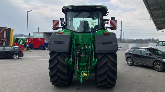 John Deere 7R 330 67403645775247 © GM Bilder