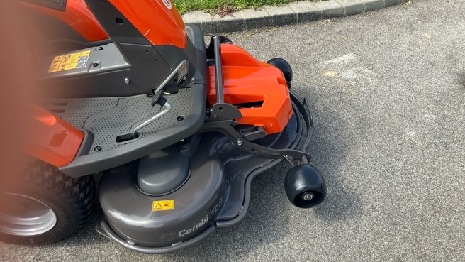 Husqvarna R 200iX AWD 676309121390211 © GM Bilder