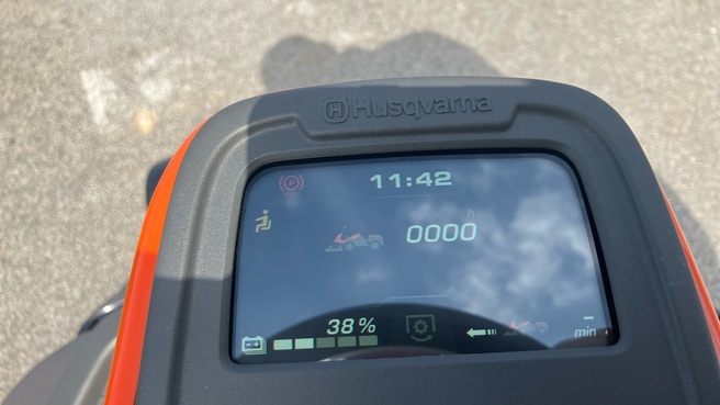 Husqvarna R 200iX AWD 676309121390212 © GM Bilder