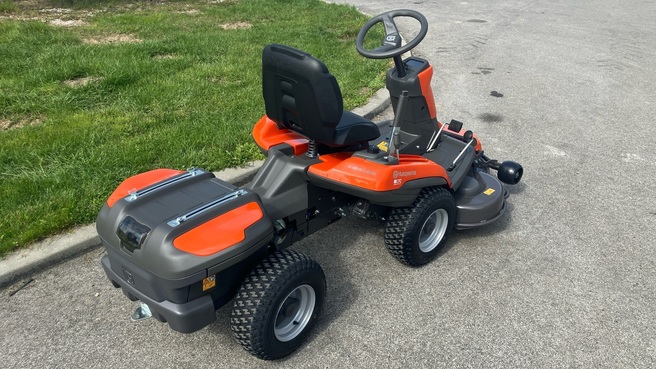 Husqvarna R 200iX AWD 67630912139022 © GM Bilder