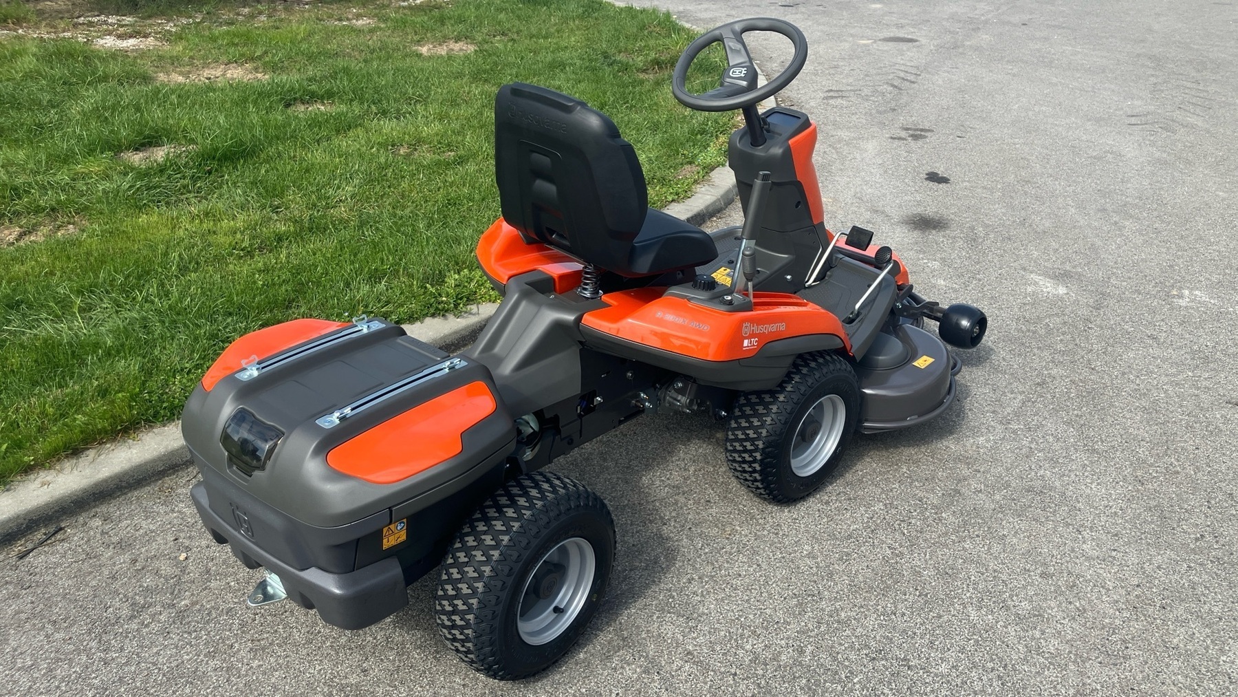 Husqvarna R 200iX AWD 67630912139022 © GM Bilder