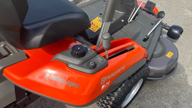 Husqvarna R 200iX AWD 67630912139028 © GM Bilder