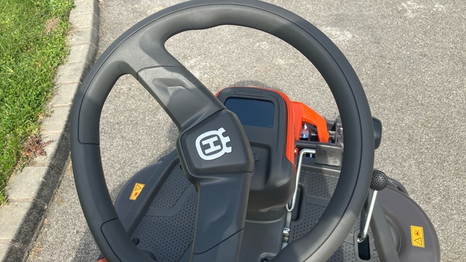 Husqvarna R 200iX AWD 67630912139029 © GM Bilder