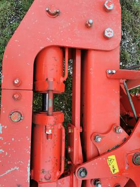 PÃ¶ttinger SERVO 45 67670076238962585 © GM Bilder