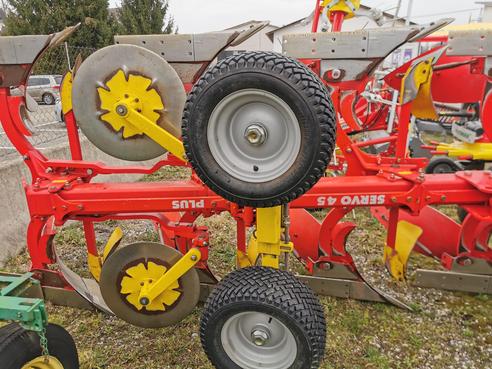 PÃ¶ttinger SERVO 45 67670076238962587 © GM Bilder