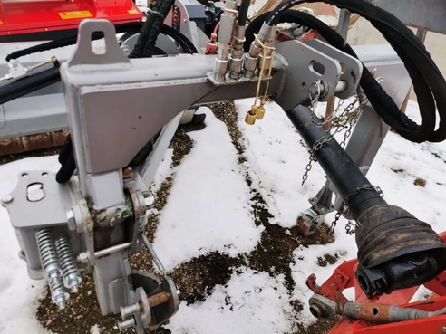 Diverse AGF 220 Mulcher 6790076690686802 © GM Bilder